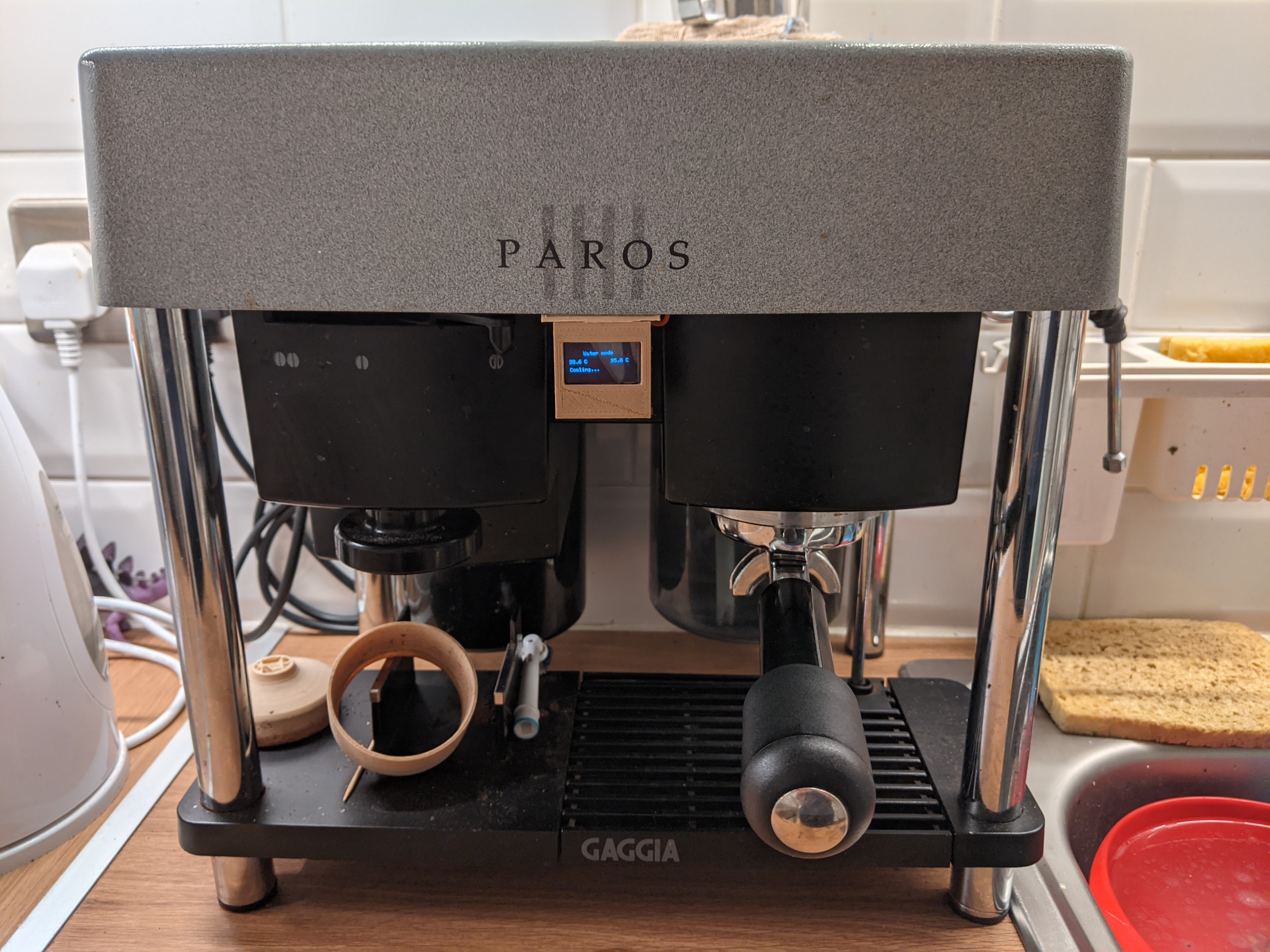 Final external assembly of the Gaggia Paros